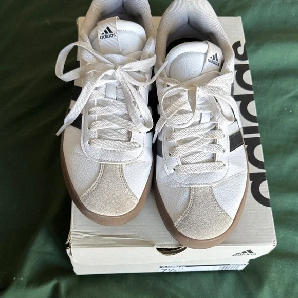 Adidas VL Court 3.0 White Sneakers - Picture 2 of 9